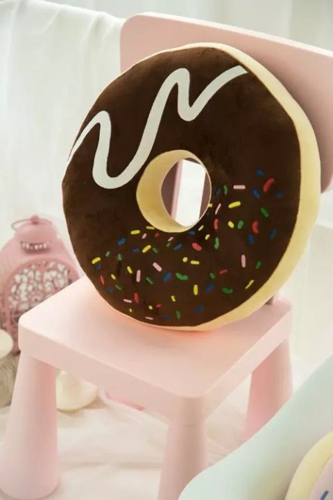 Poduszka dekoracyjna donut HQ czekoladowa Poduszka dekoracyjna donut HQ czekoladowa