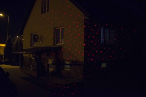Star Shower Projektor laserowy z pilotem Star Shower Projektor laserowy z pilotem