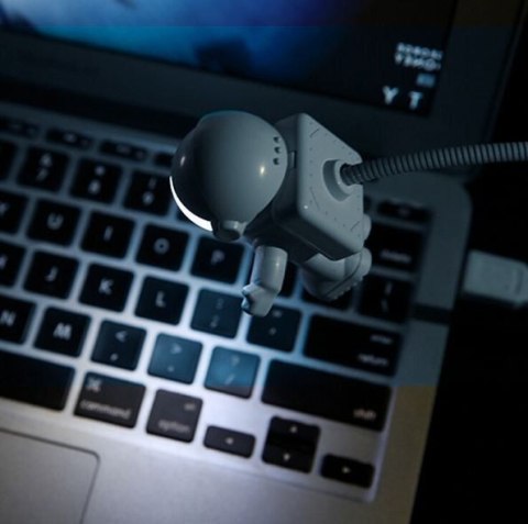 Lampka astronauta na USB Lampka astronauta na USB