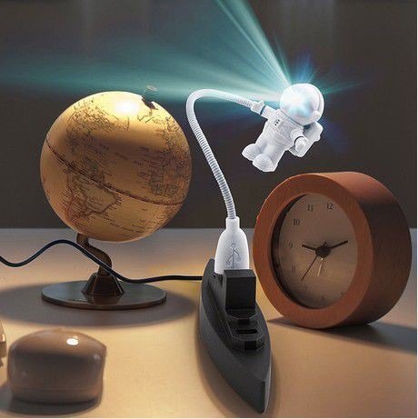 Lampka astronauta na USB Lampka astronauta na USB
