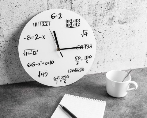 Zegar matematyka classic biały Zegar matematyka classic biały