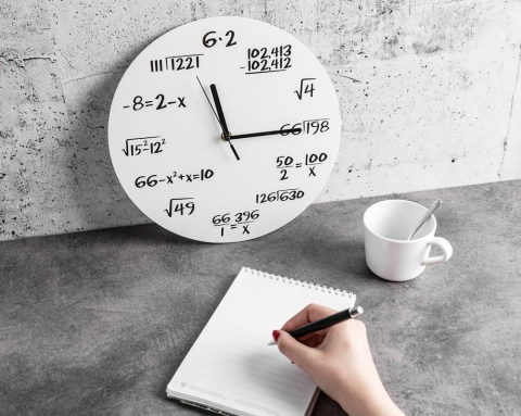 Zegar matematyka classic biały Zegar matematyka classic biały