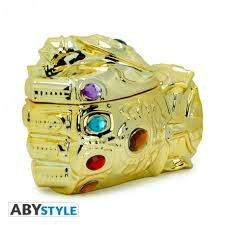 Kubek 3D Marvel Thanos "rękawica" Kubek 3D Marvel Thanos "rękawica"