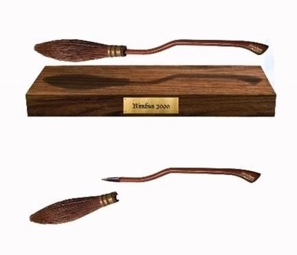 Lewitujący długopis Harry Potter Firebolt Lewitujący długopis Harry Potter Firebolt
